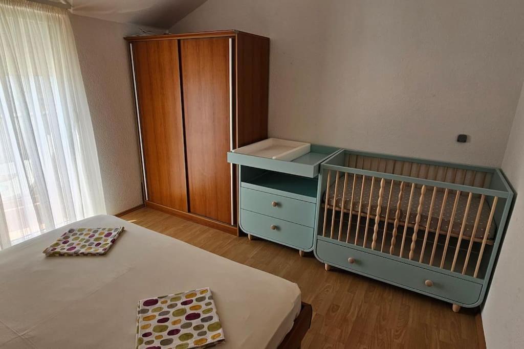 Family Paradise With Top View Трогир Экстерьер фото