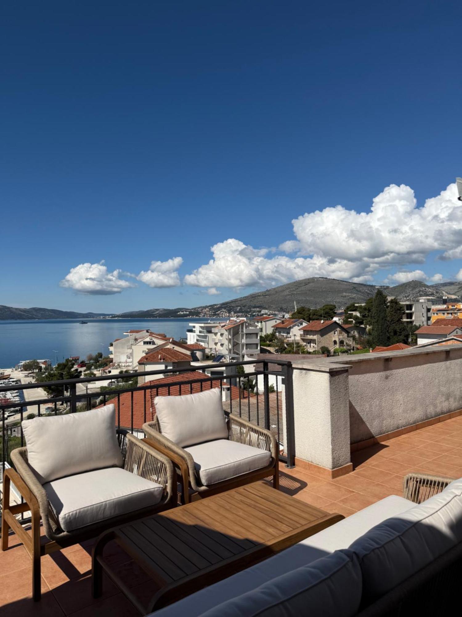 Family Paradise With Top View Трогир Экстерьер фото