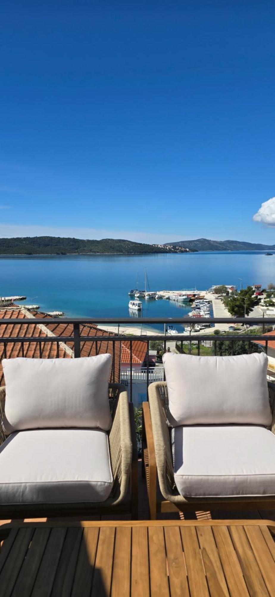 Family Paradise With Top View Трогир Экстерьер фото